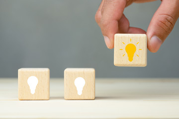 李佳薇 冯天薇 于梦雨 是中国人吗