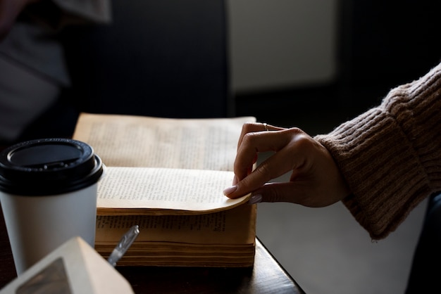 国产车方向盘紧